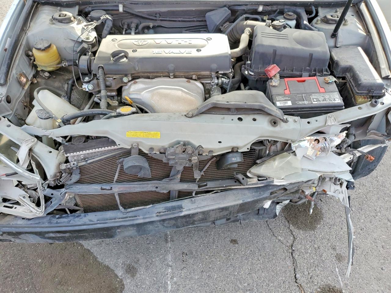 2002 TOYOTA CAMRY LE photo 21