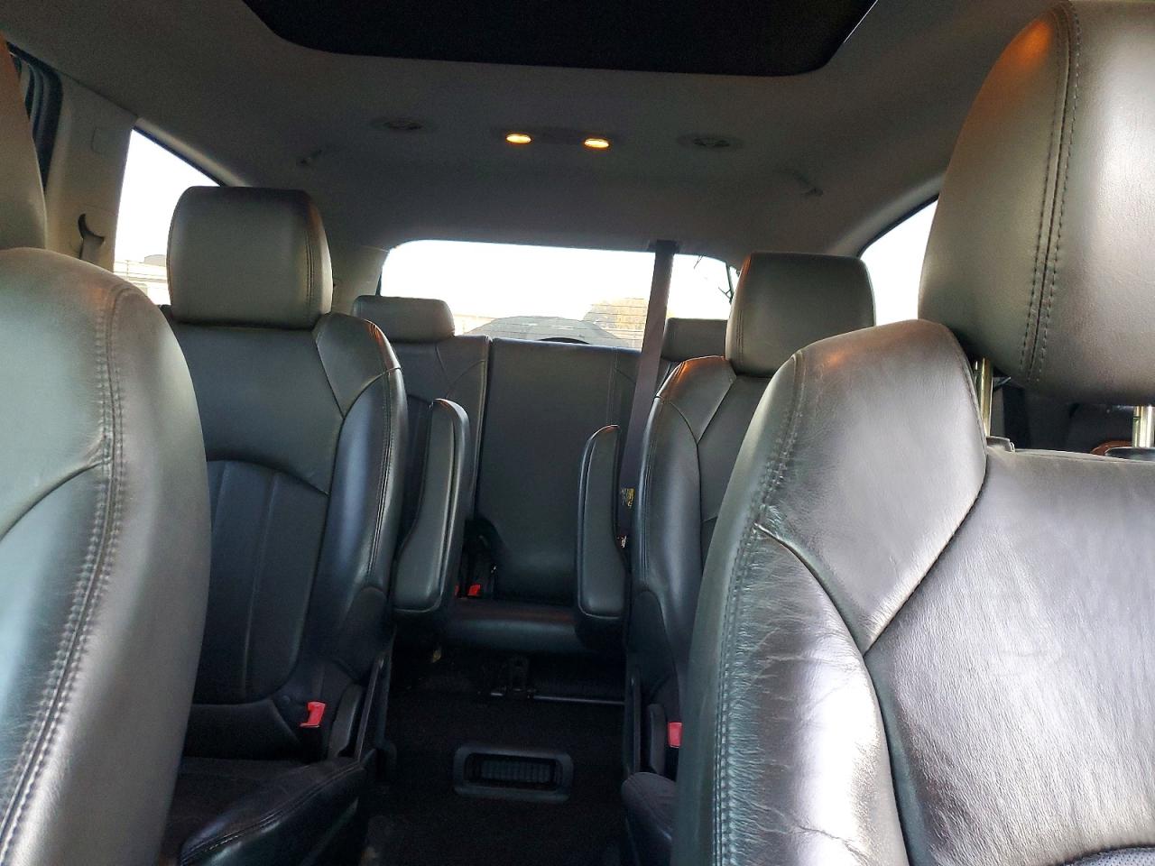 2011 BUICK ENCLAVE CXL photo 10