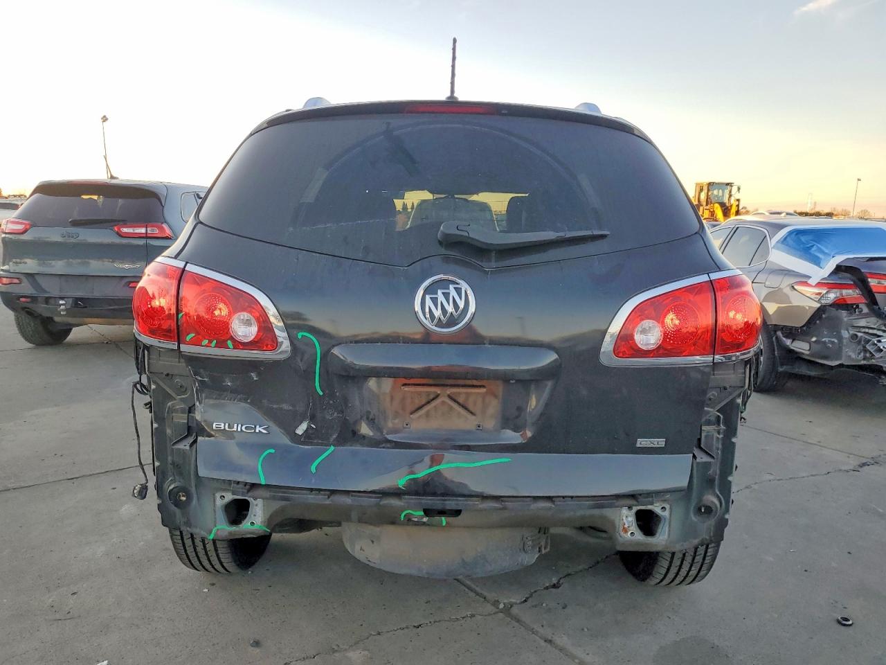 2011 BUICK ENCLAVE CXL photo 6