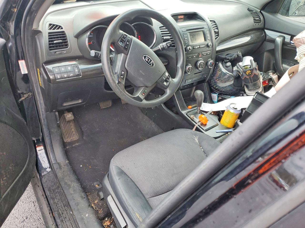 2013 KIA SORENTO LX photo 8
