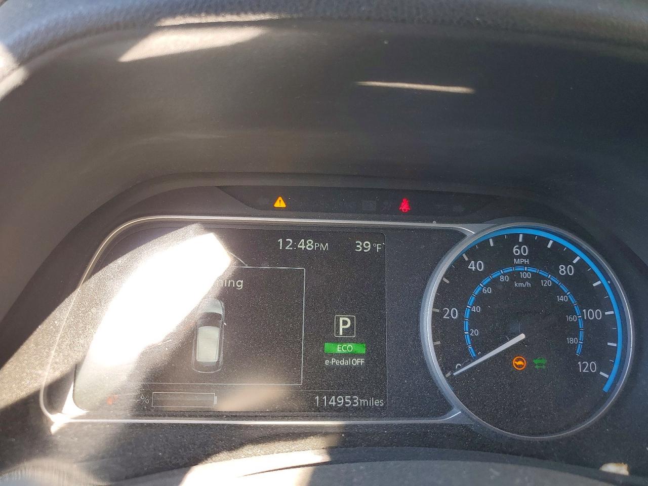 2018 NISSAN LEAF S photo 9