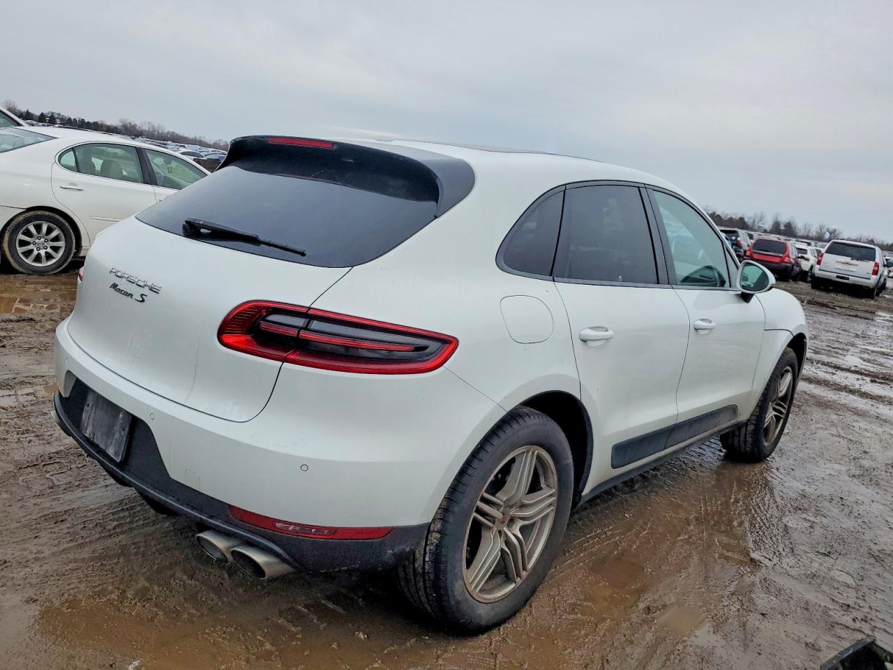2015 PORSCHE MACAN S photo 3