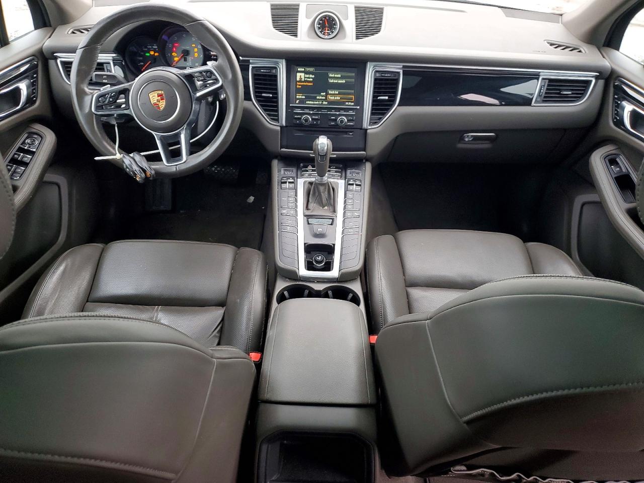2015 PORSCHE MACAN S photo 8