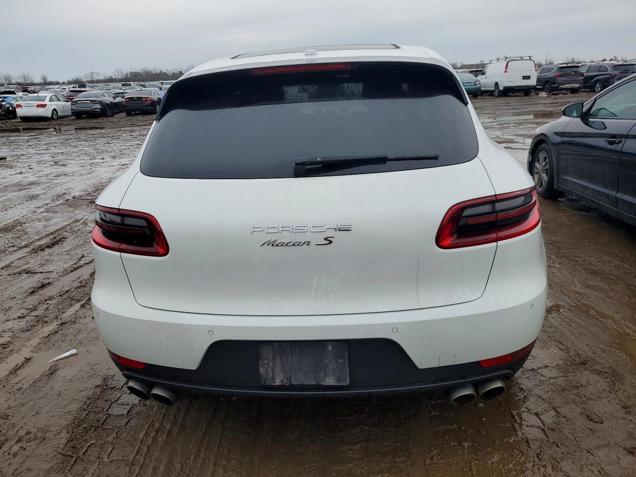 2015 PORSCHE MACAN S photo 6
