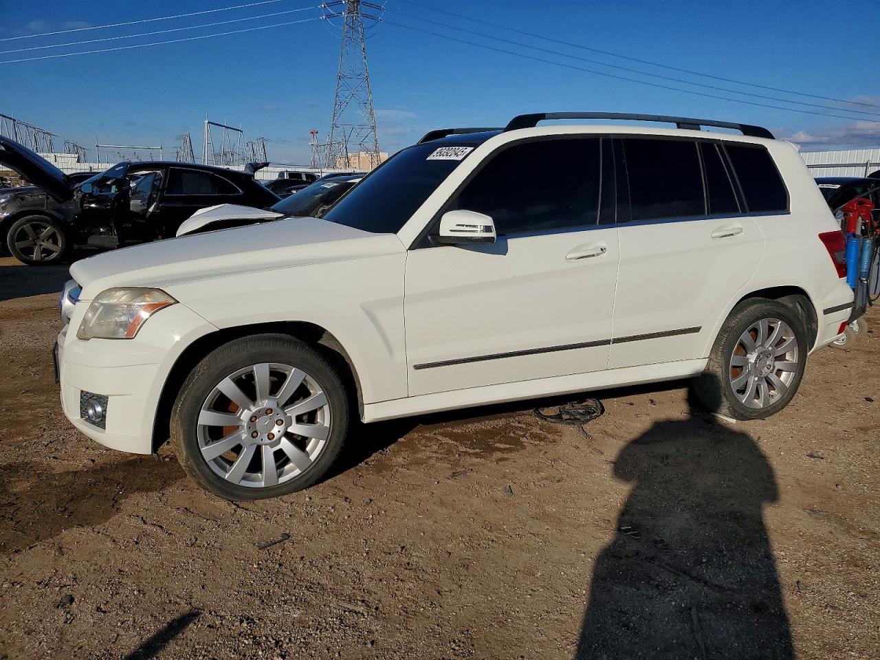 2011 MERCEDES-BENZ GLK