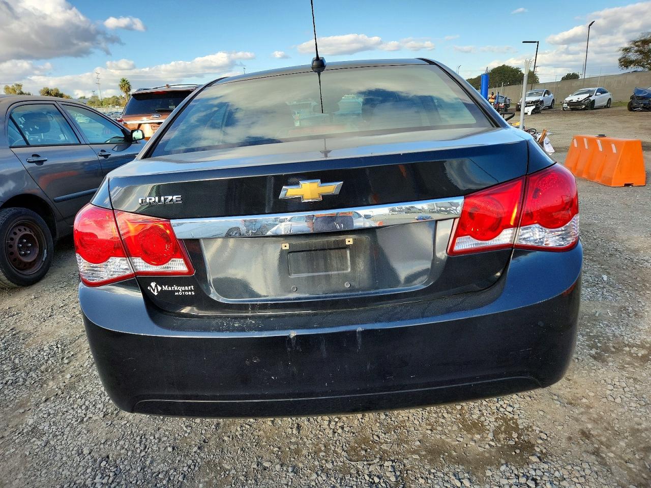 2015 CHEVROLET CRUZE LS photo 6