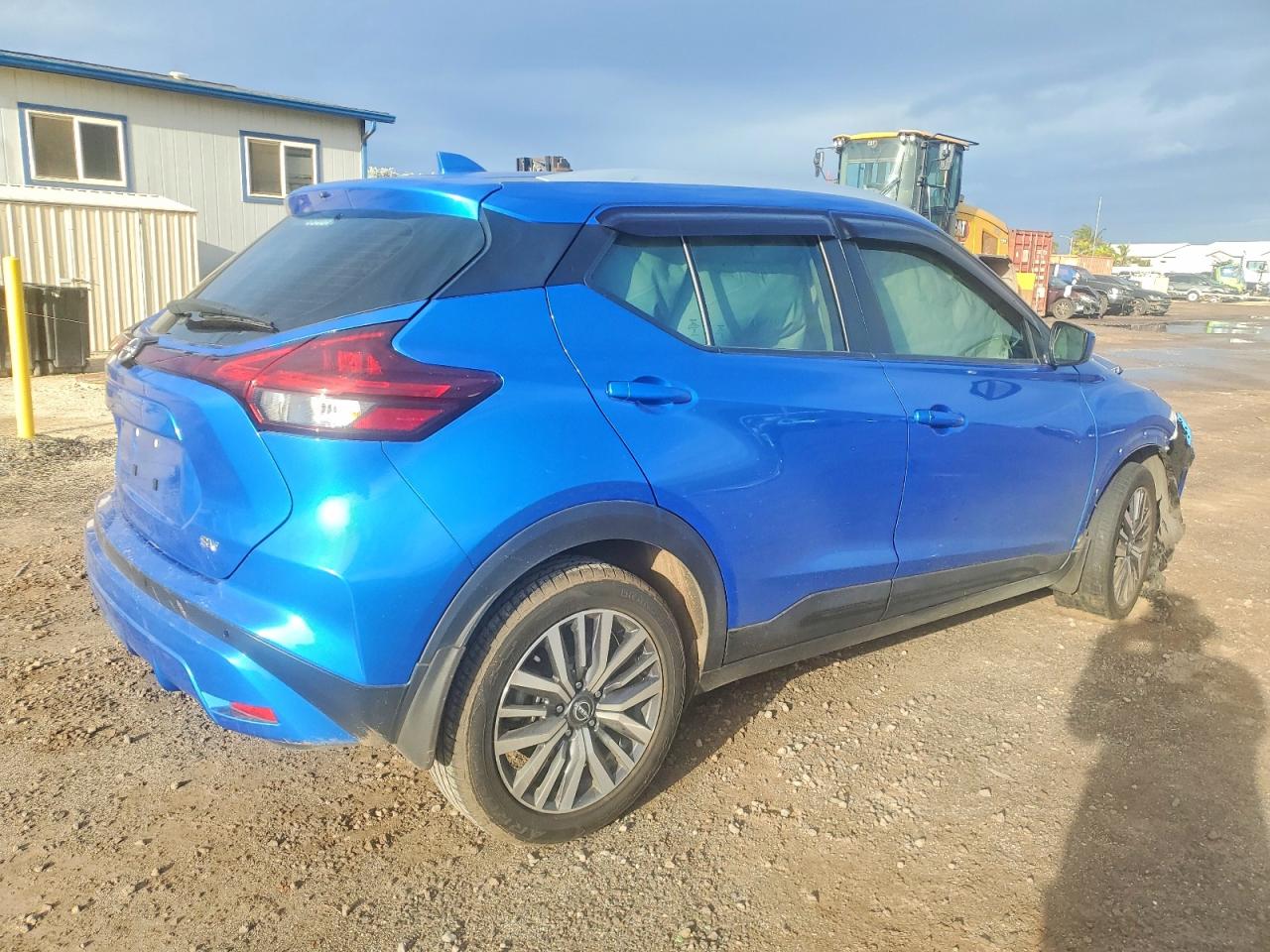 2023 NISSAN KICKS SV photo 3