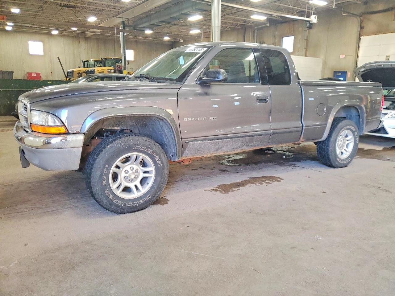 2002 DODGE DAKOTA