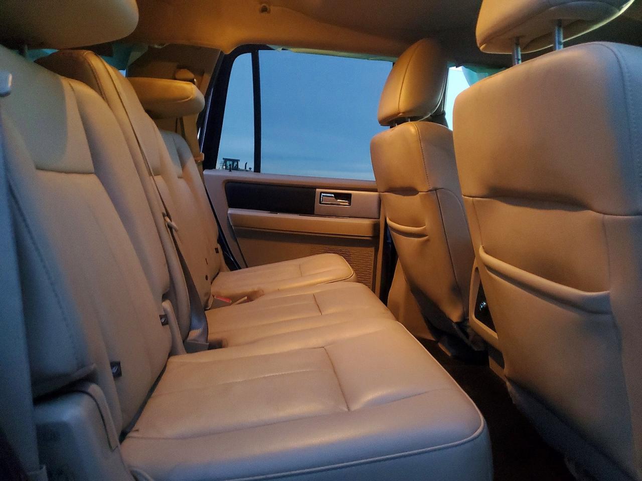 2015 FORD EXPEDITION XLT photo 11