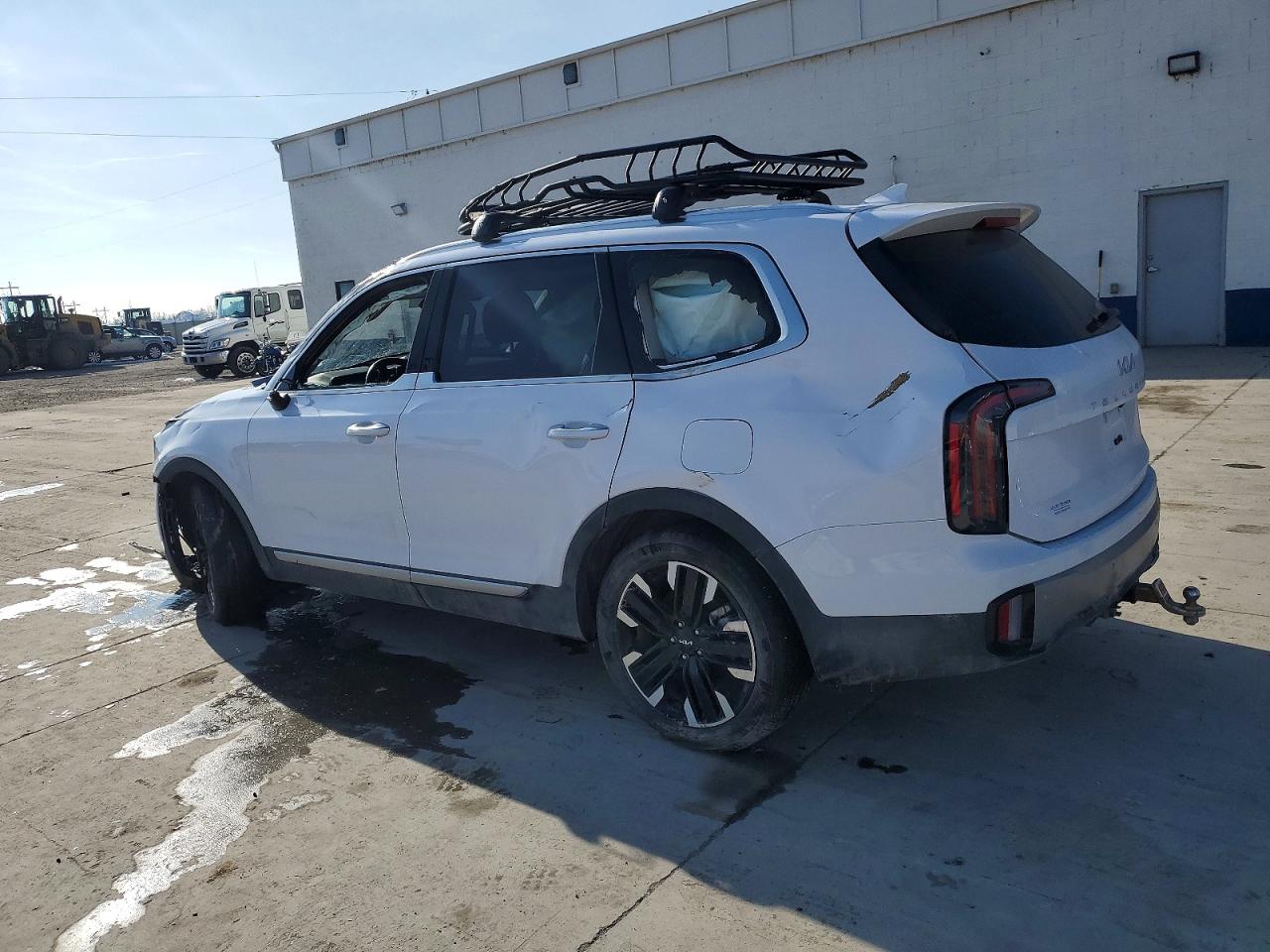2025 KIA TELLURIDE SX photo 2