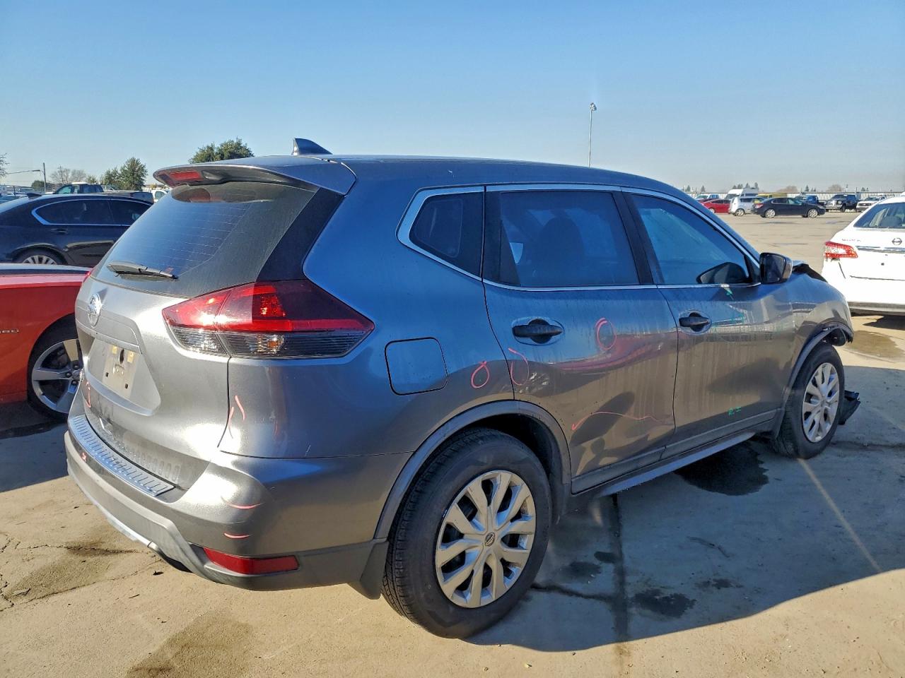 2018 NISSAN ROGUE S photo 3
