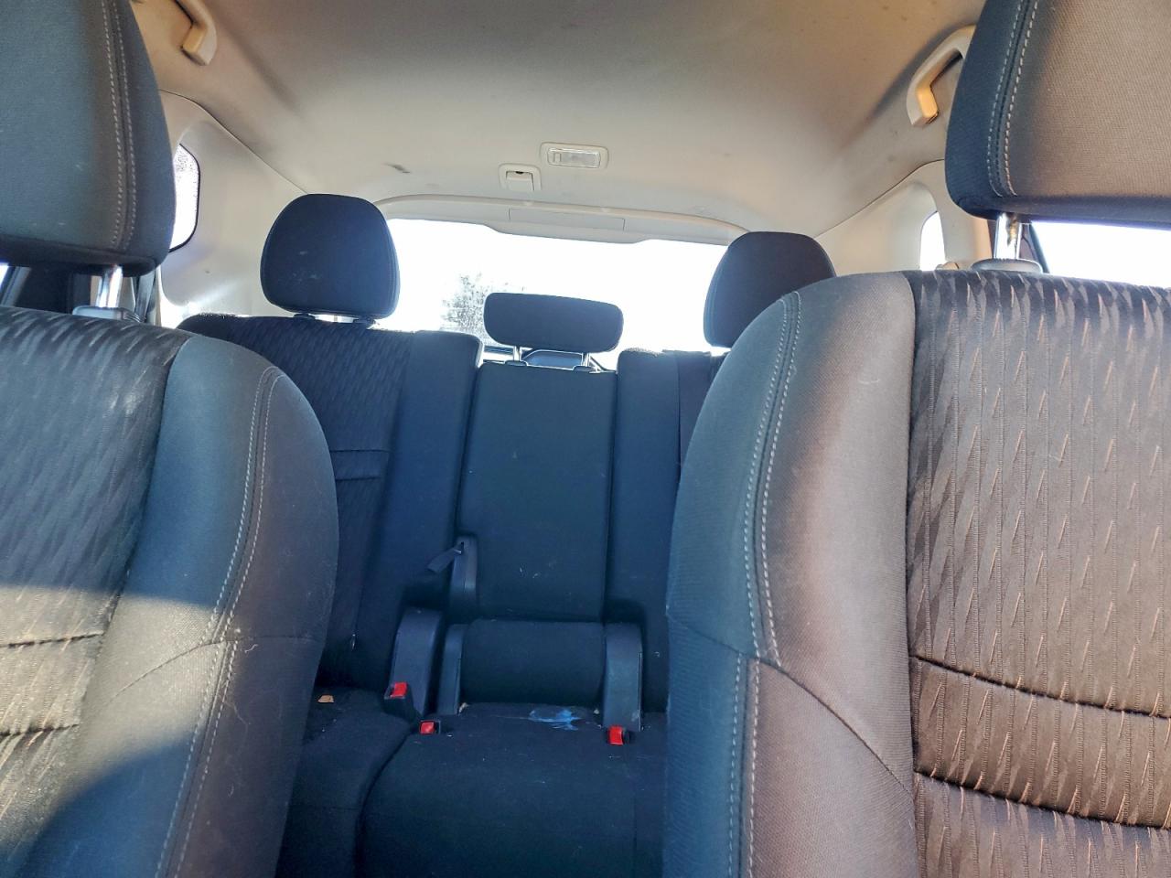 2018 NISSAN ROGUE S photo 10