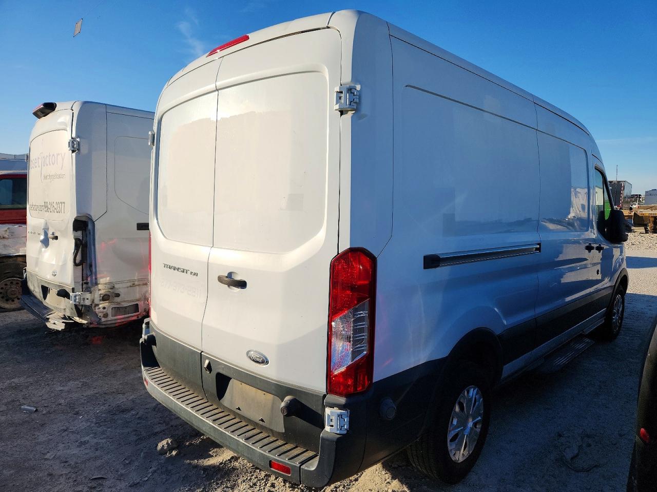 2016 FORD TRANSIT T-150 photo 3