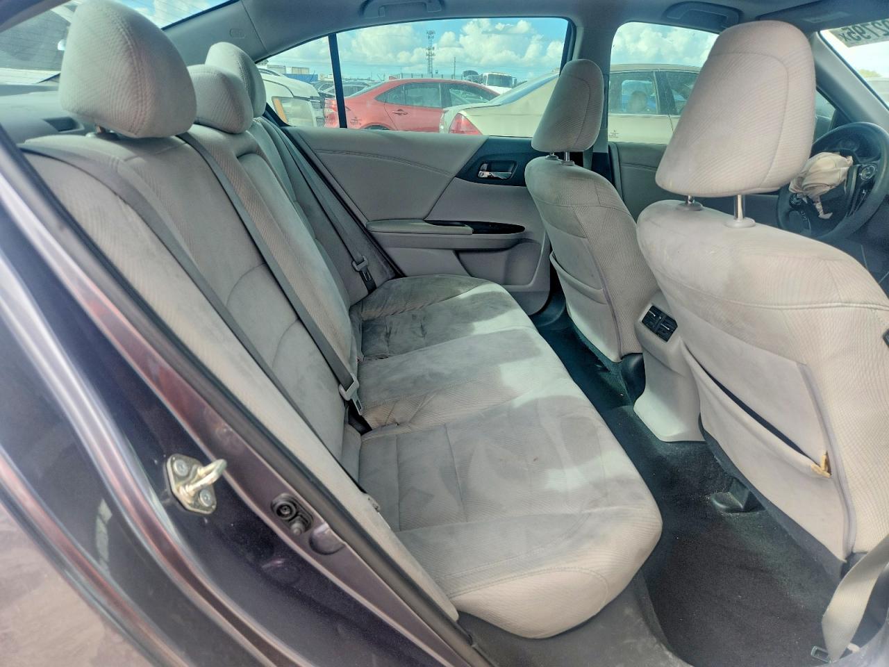 2017 HONDA ACCORD EX photo 10