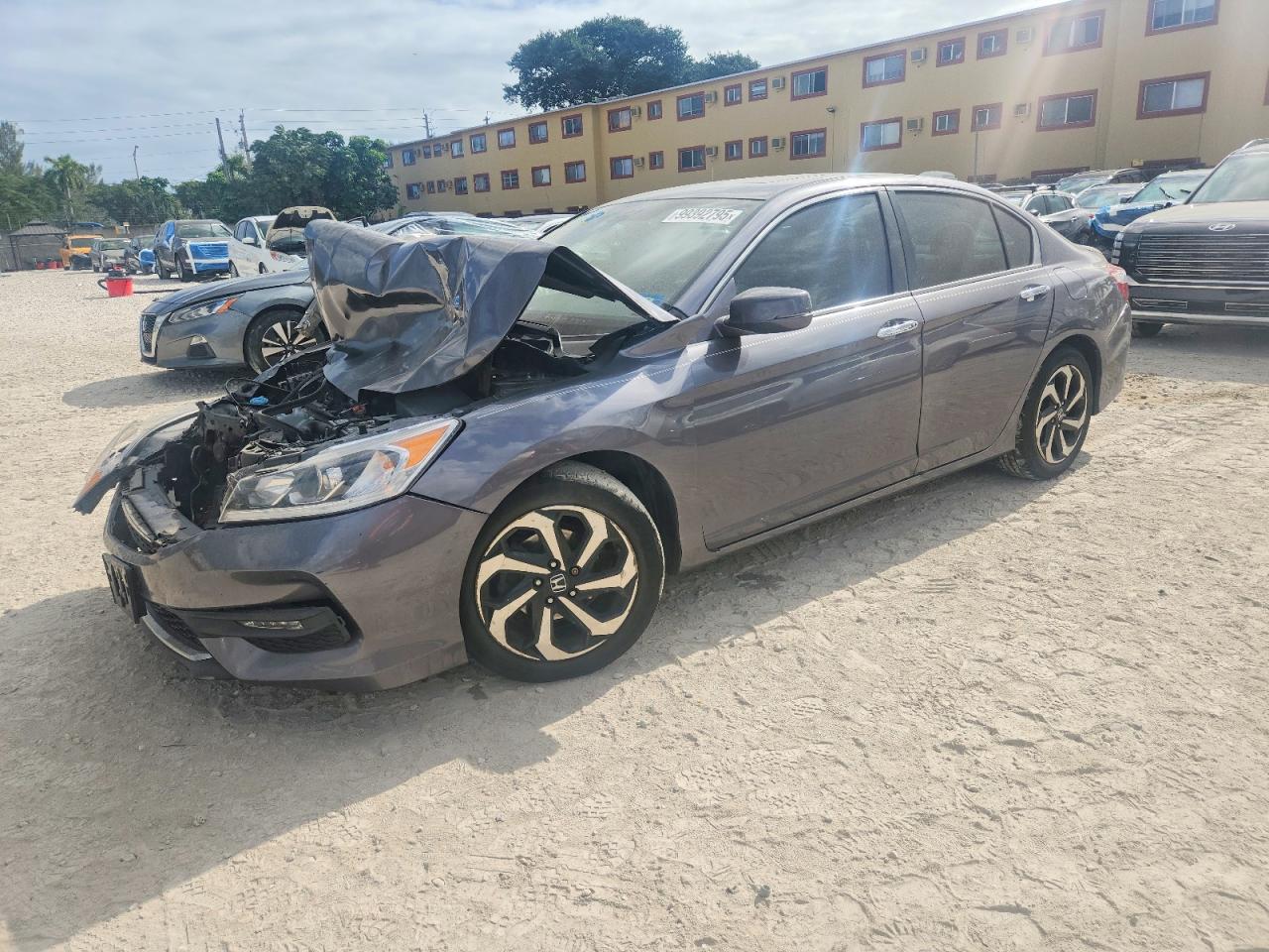 2017 HONDA ACCORD