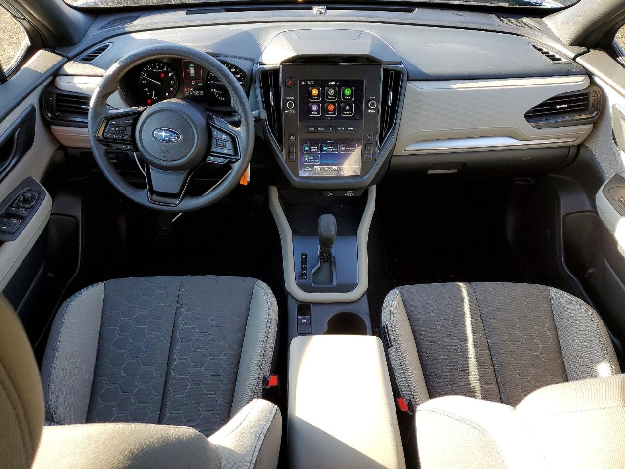 2025 SUBARU FORESTER photo 8
