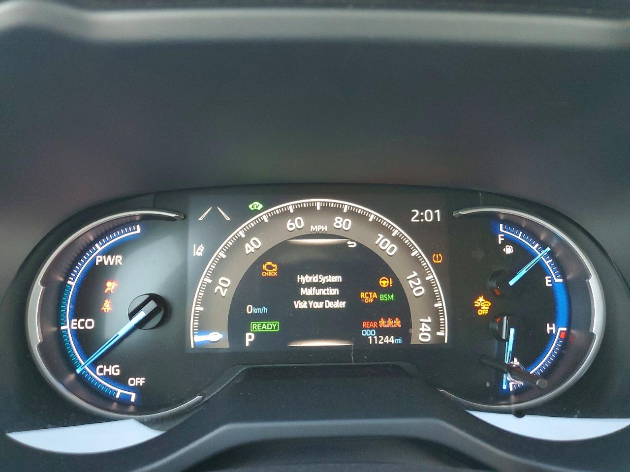 2025 TOYOTA RAV4 LE photo 25