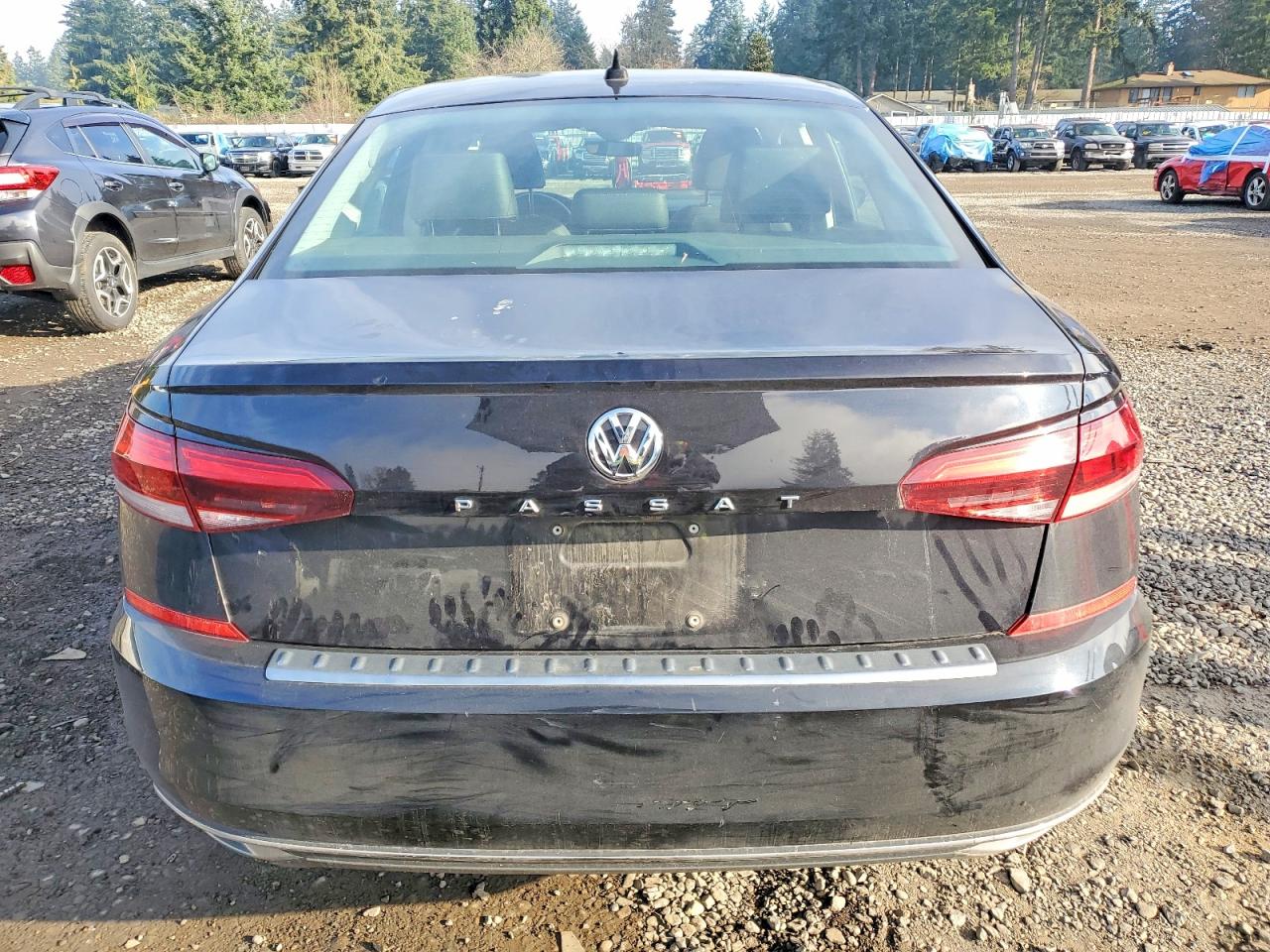 2021 VOLKSWAGEN PASSAT SE photo 6
