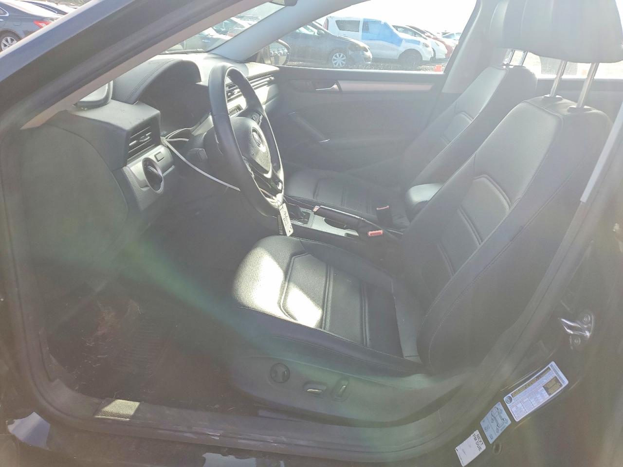 2021 VOLKSWAGEN PASSAT SE photo 7