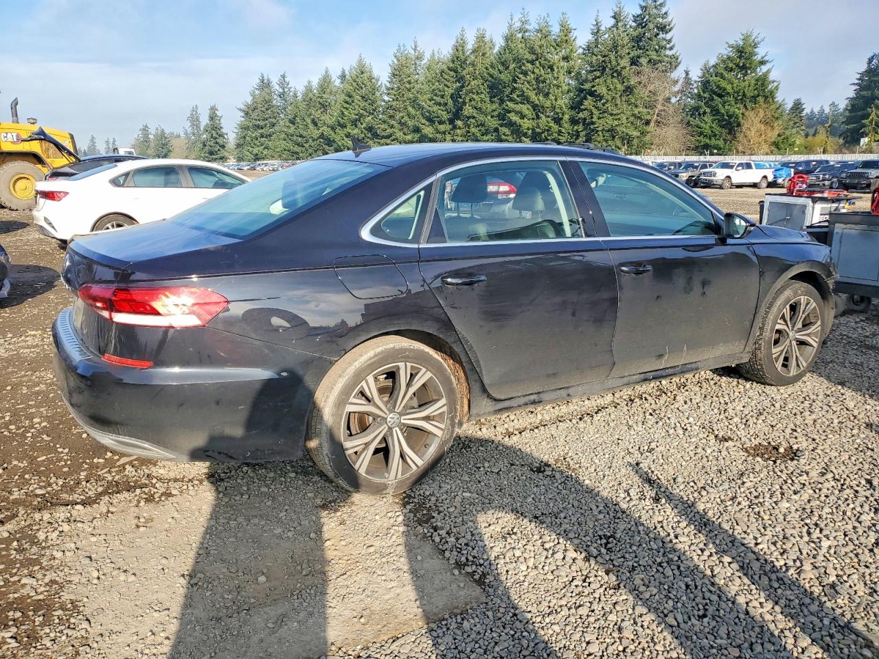 2021 VOLKSWAGEN PASSAT SE photo 3