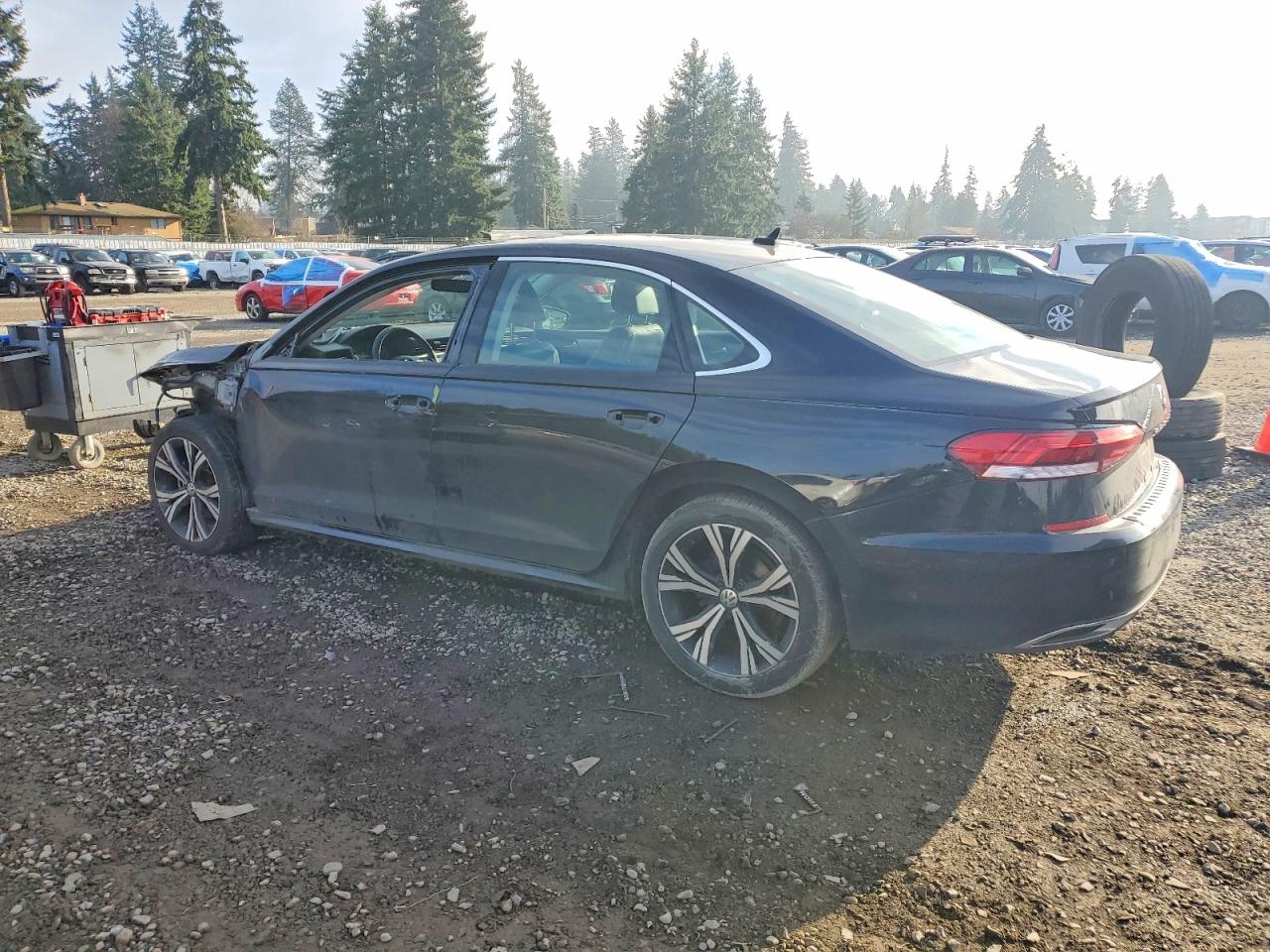 2021 VOLKSWAGEN PASSAT SE photo 2