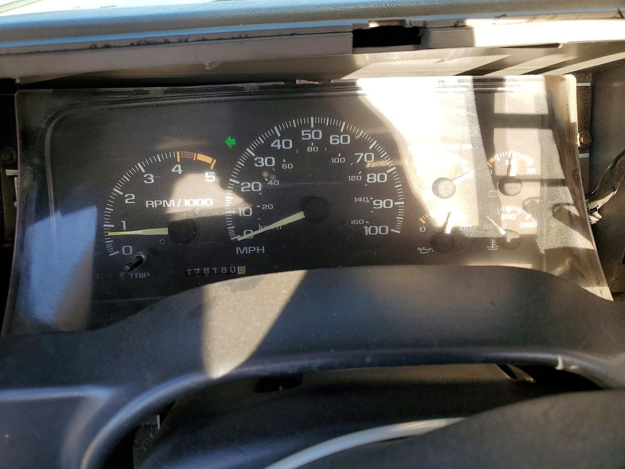 1995 CHEVROLET GMT-400 C1500 photo 9