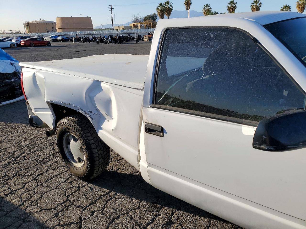 1995 CHEVROLET GMT-400 C1500 photo 10