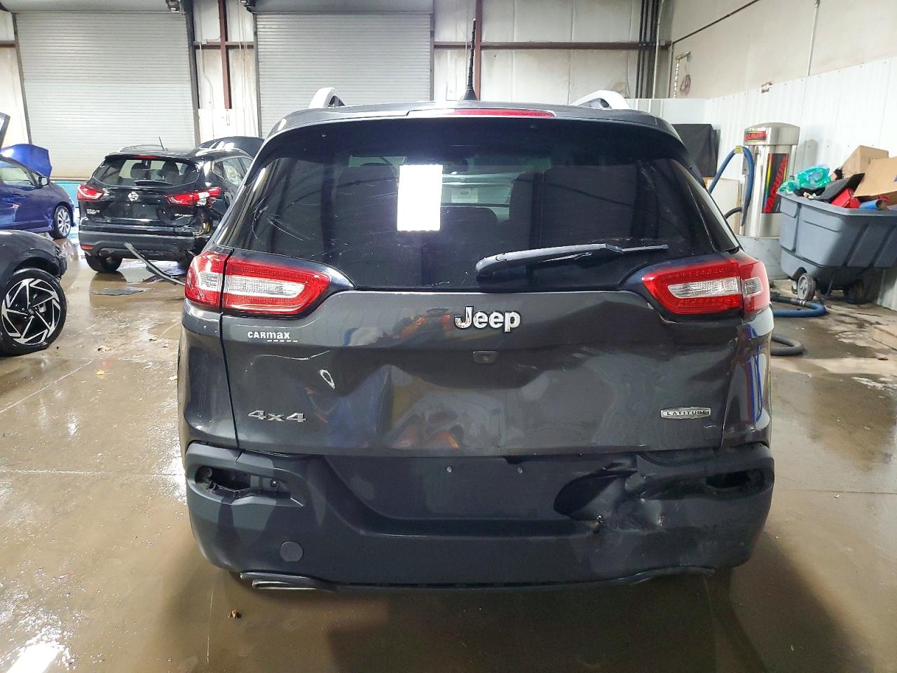 2016 JEEP CHEROKEE LATITUDE photo 6