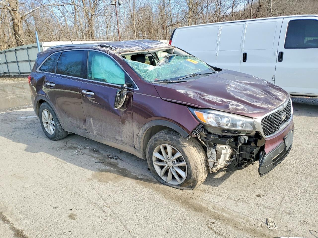 2017 KIA SORENTO LX photo 4