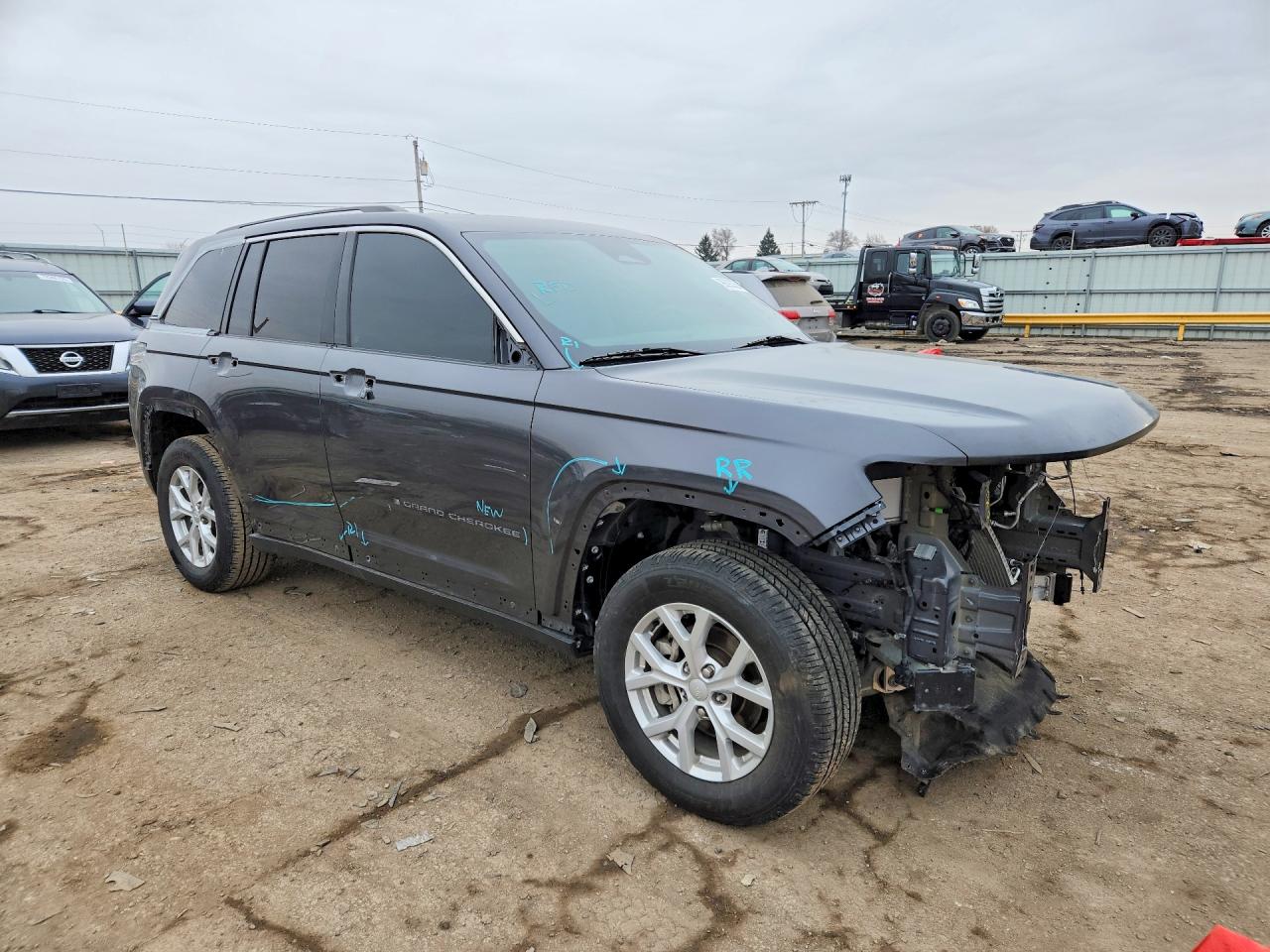 2024 JEEP GRAND CHEROKEE LIMITED photo 4