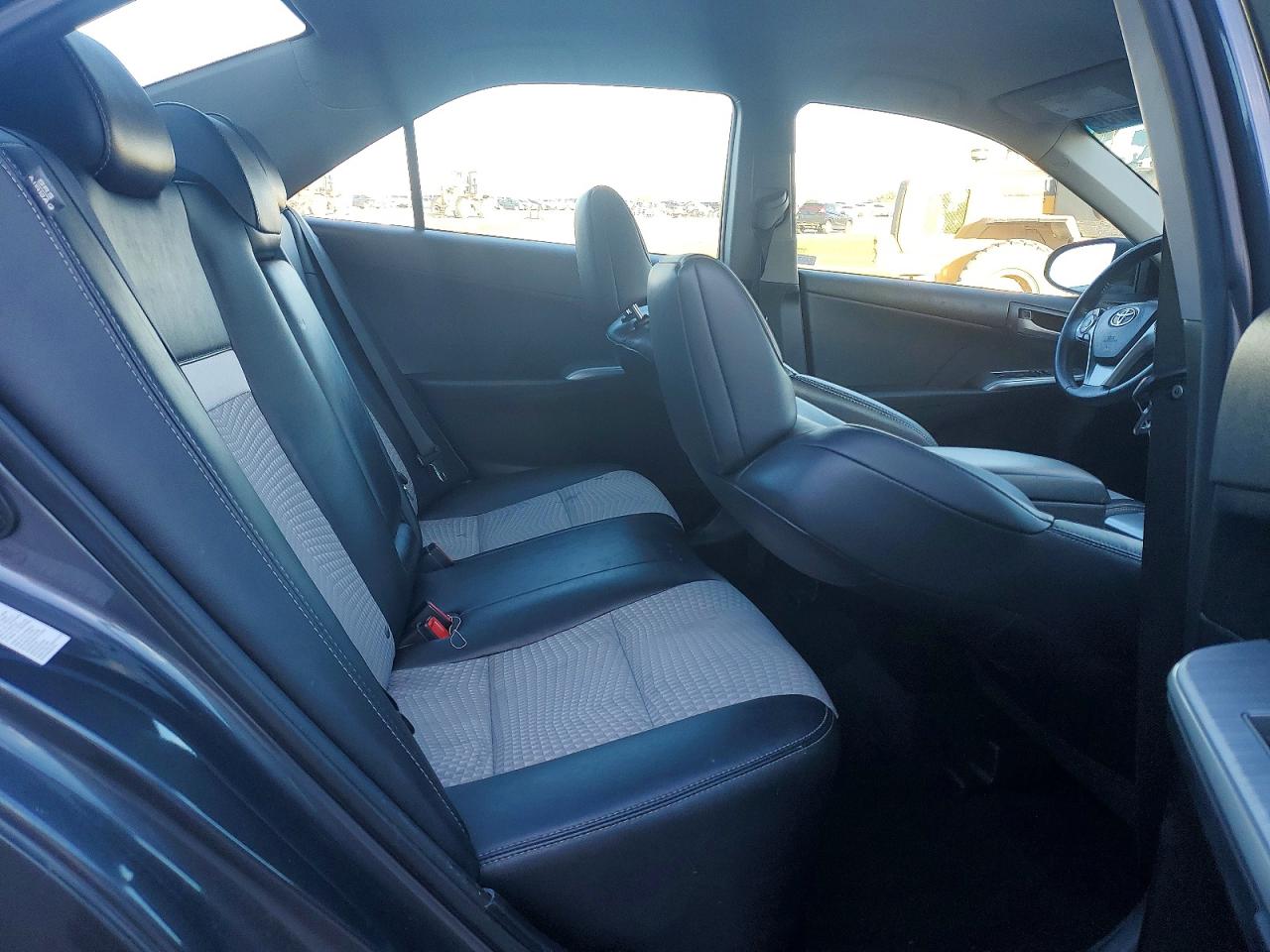 2012 TOYOTA CAMRY BASE photo 10