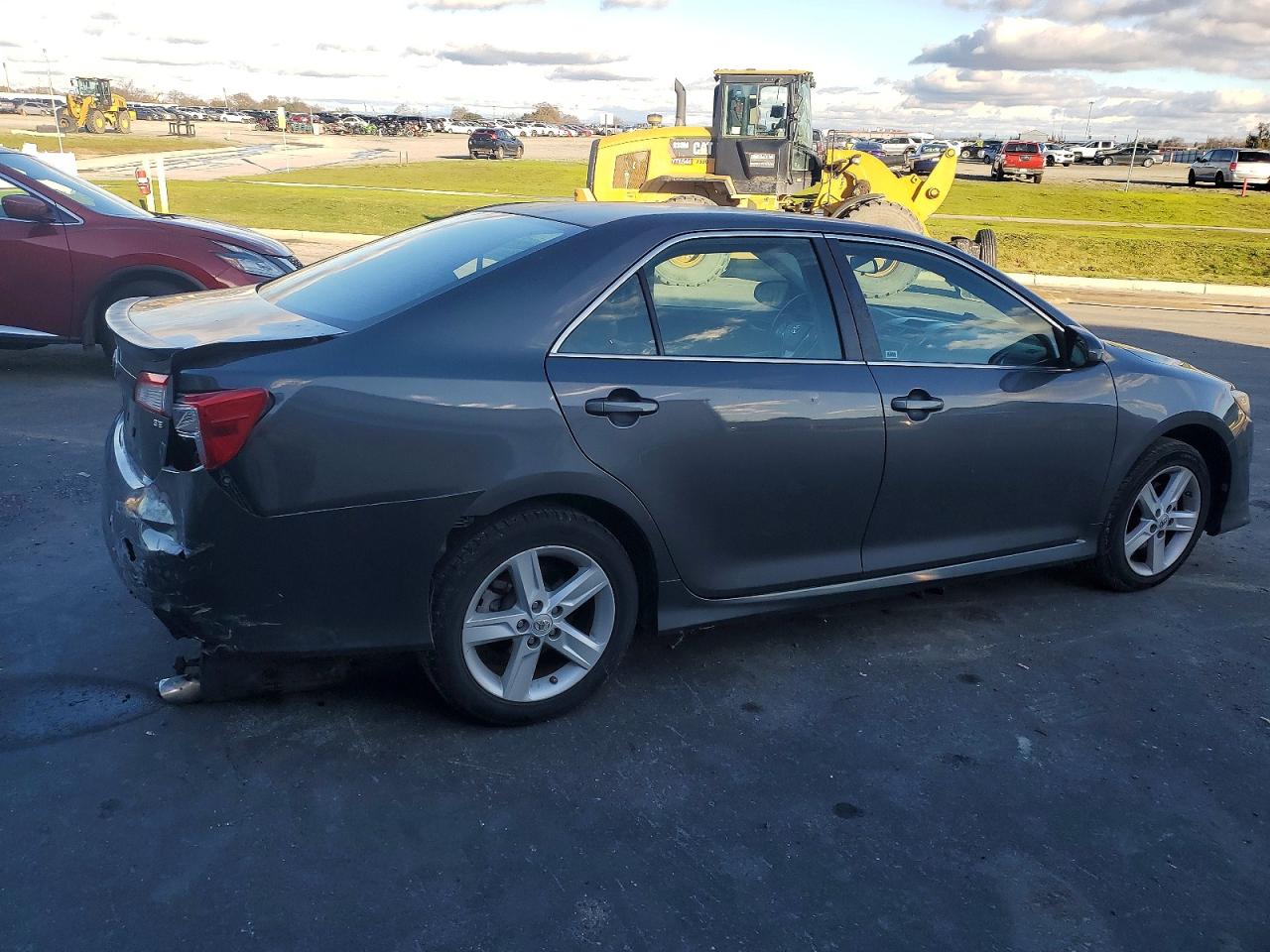 2012 TOYOTA CAMRY BASE photo 3