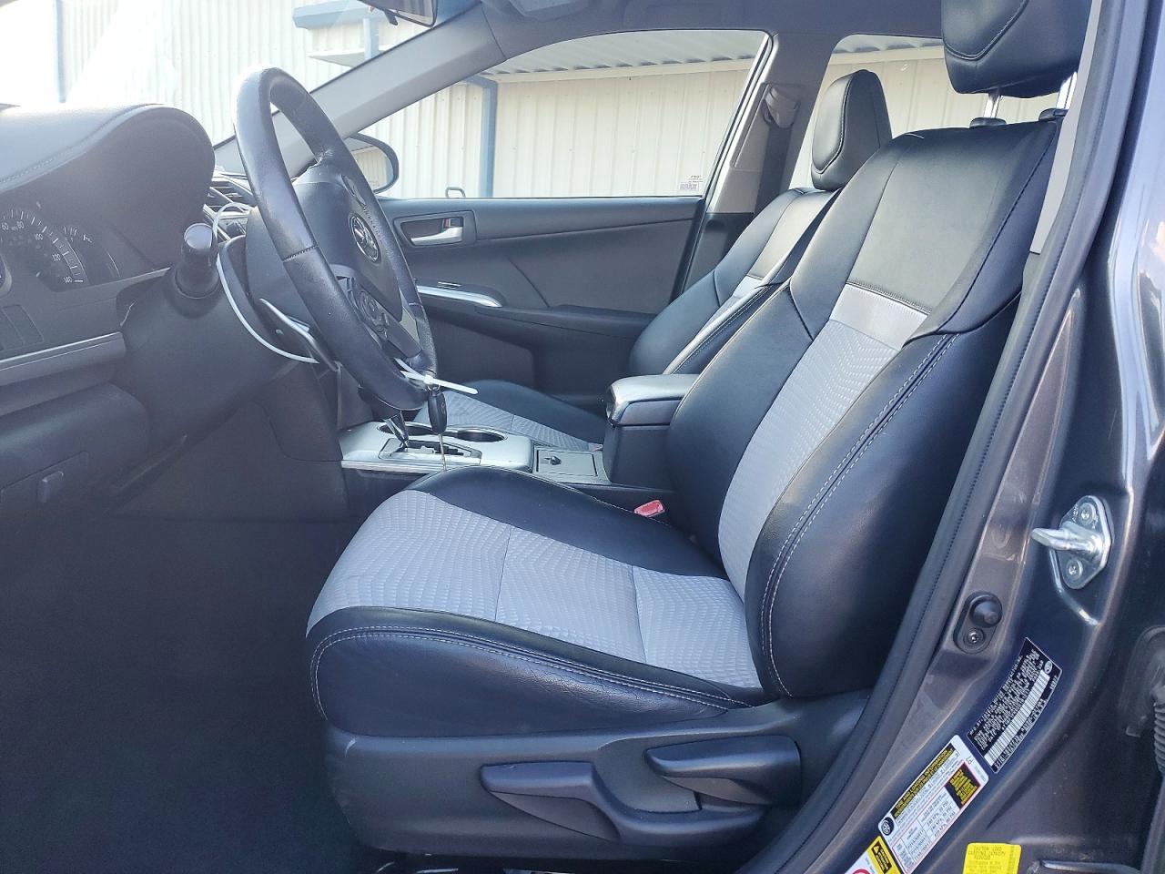 2012 TOYOTA CAMRY BASE photo 7