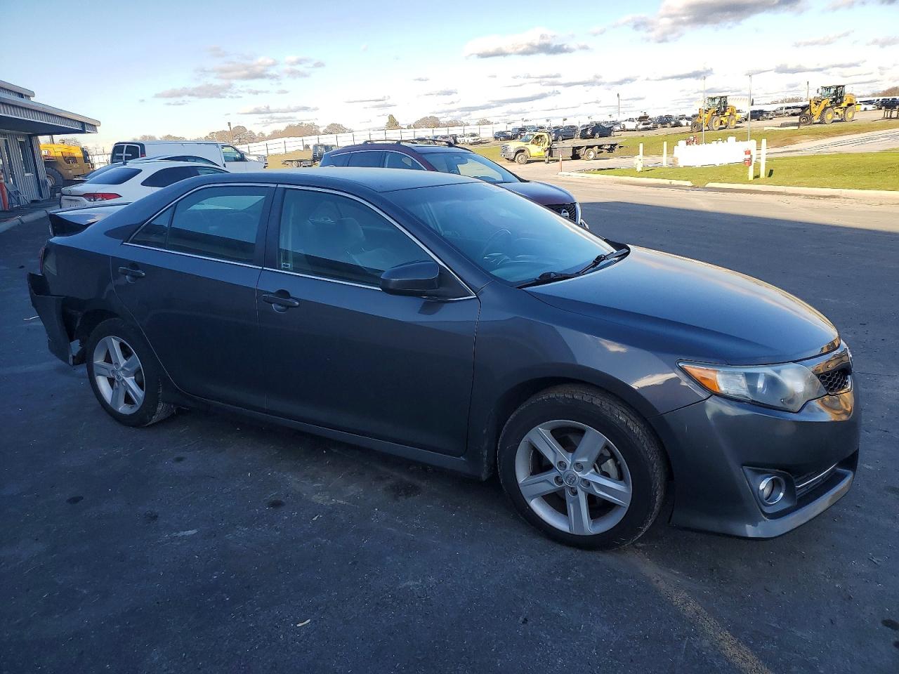 2012 TOYOTA CAMRY BASE photo 4