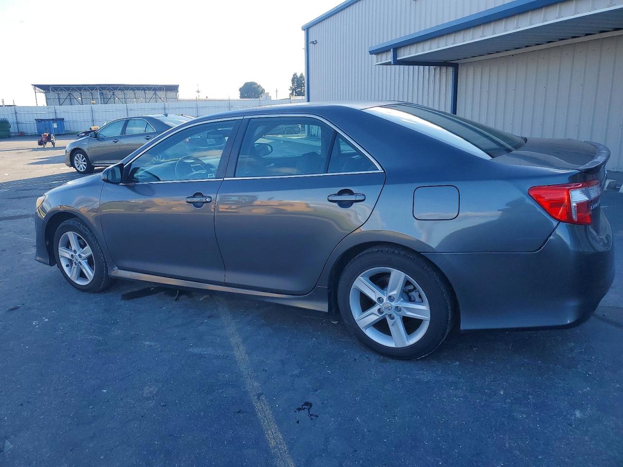 2012 TOYOTA CAMRY BASE photo 2