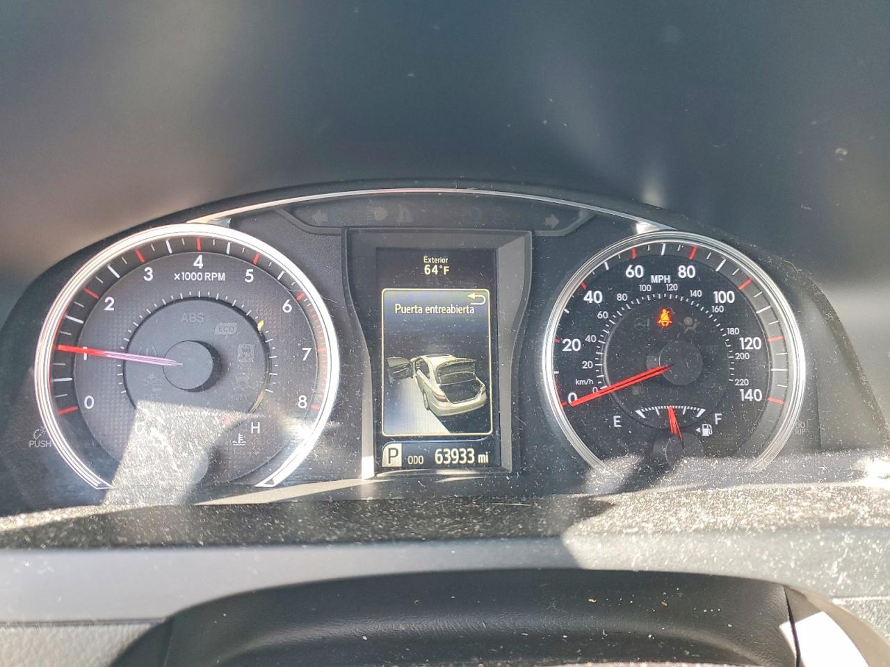2016 TOYOTA CAMRY SE photo 9