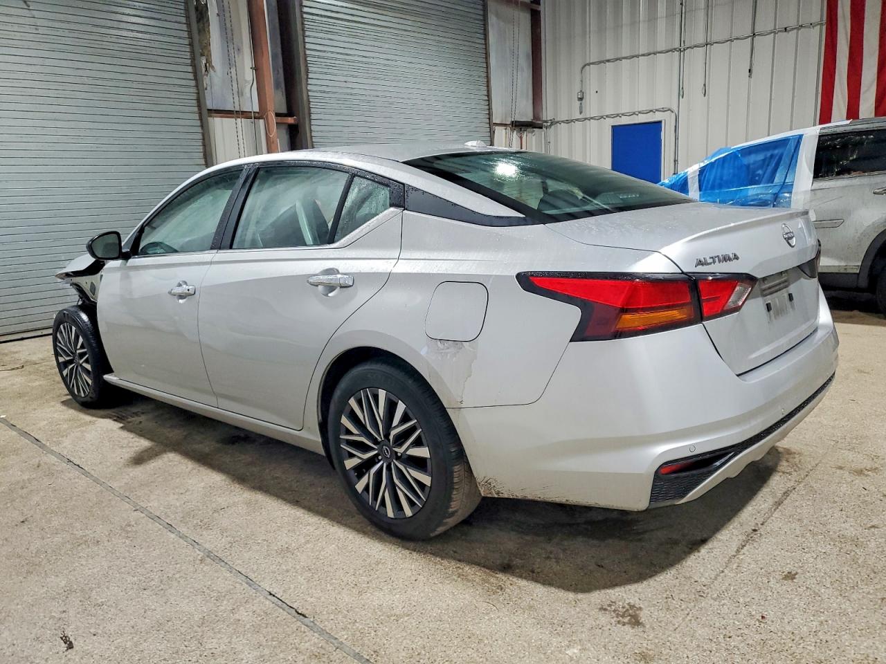 2025 NISSAN ALTIMA SV photo 2