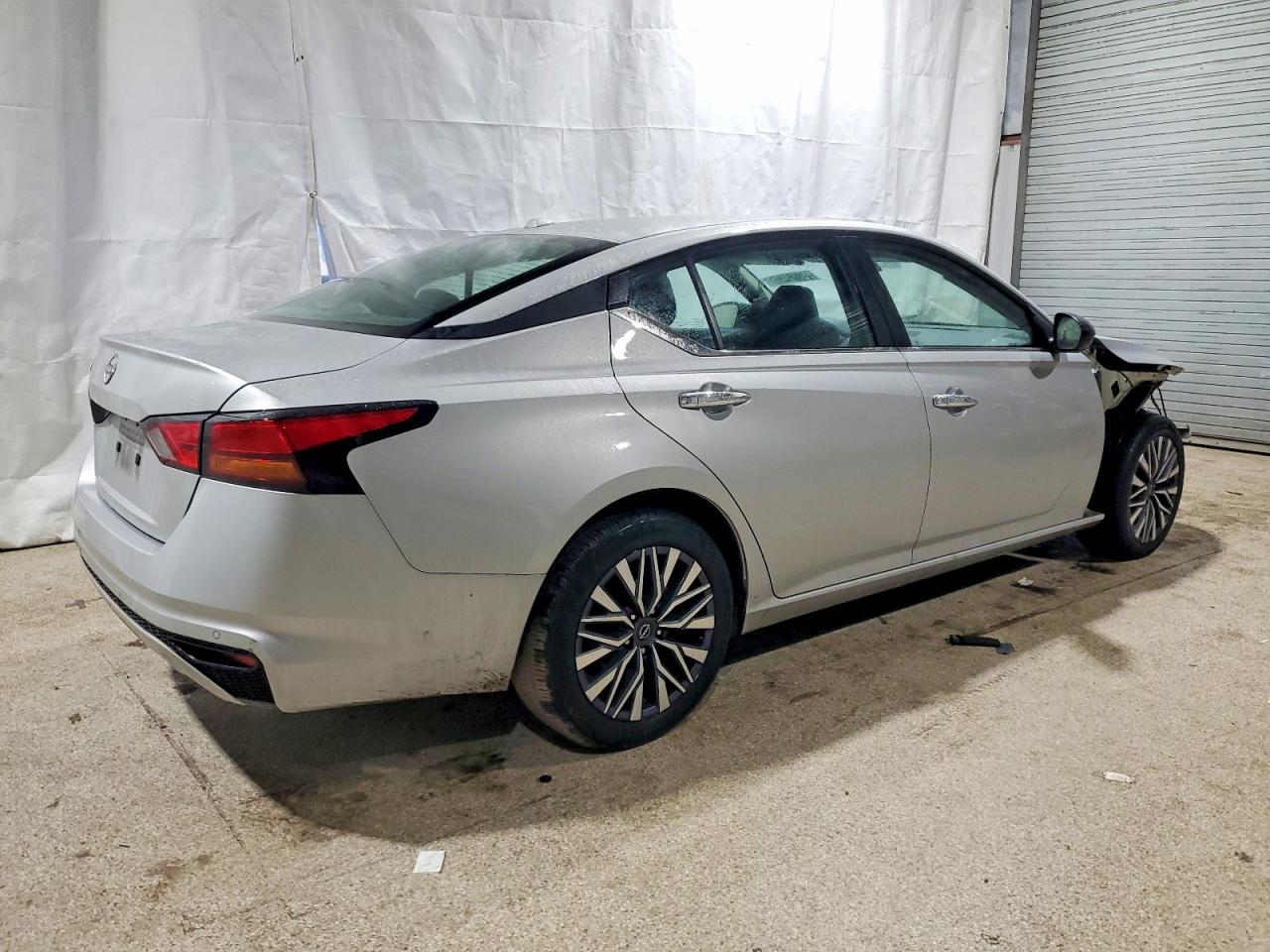 2025 NISSAN ALTIMA SV photo 3