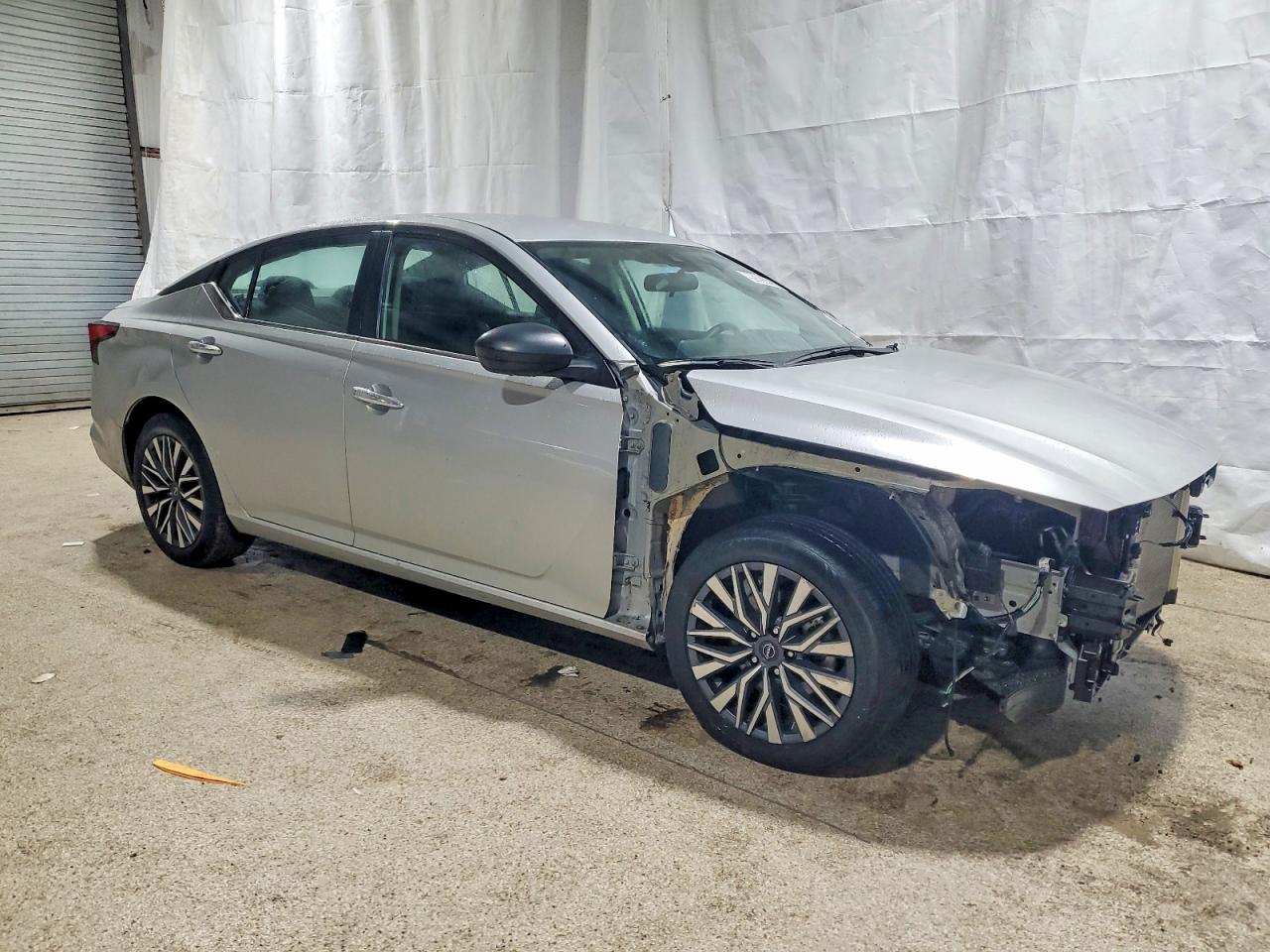 2025 NISSAN ALTIMA SV photo 4