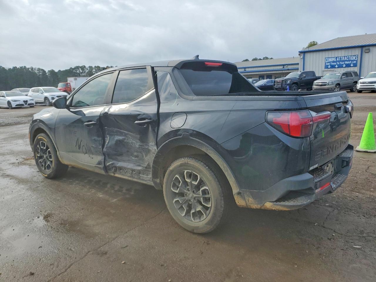 2022 HYUNDAI SANTA CRUZ SE photo 2