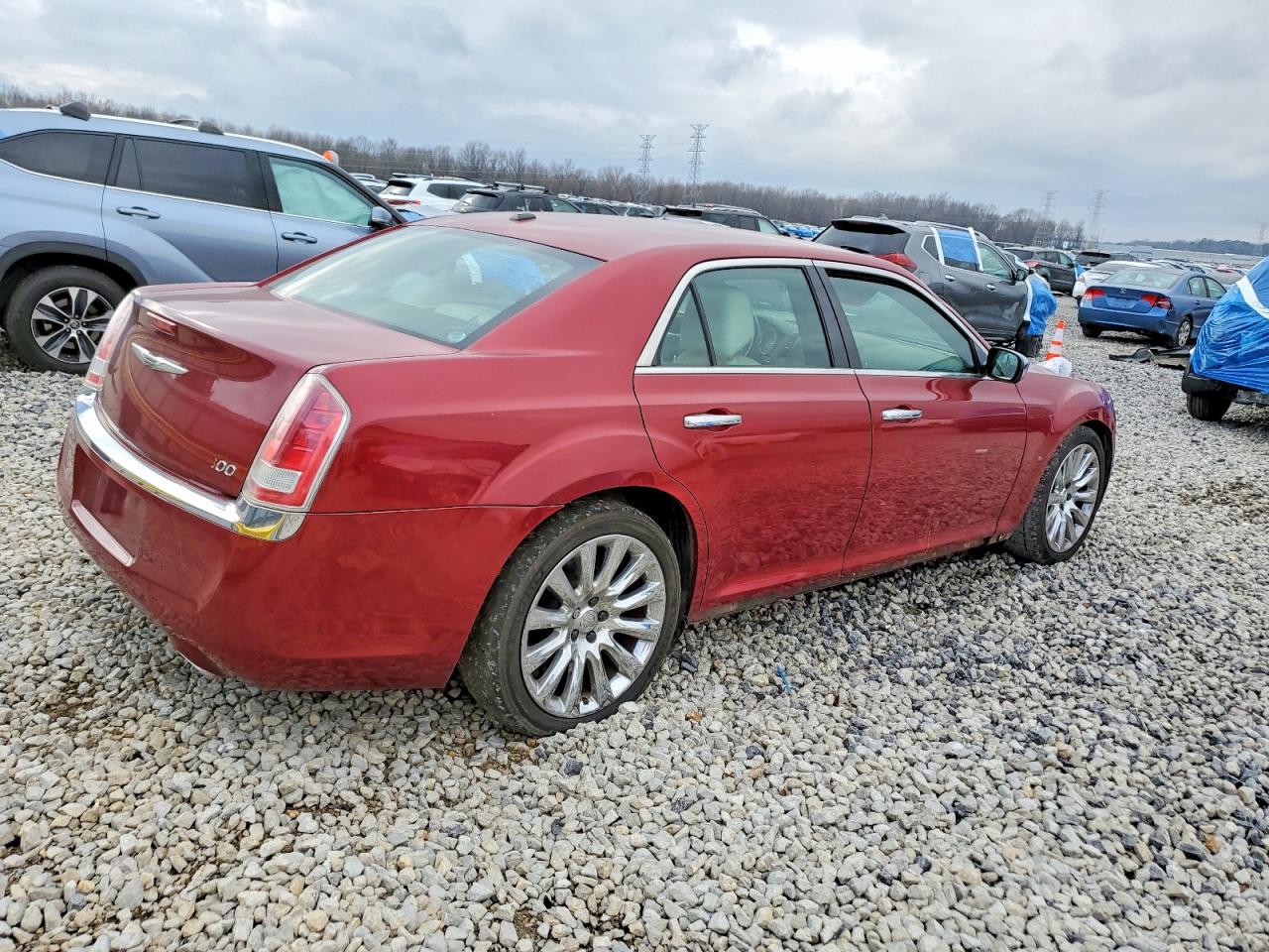 2014 CHRYSLER 300 photo 3