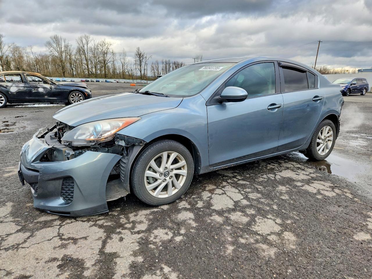 2013 MAZDA 3