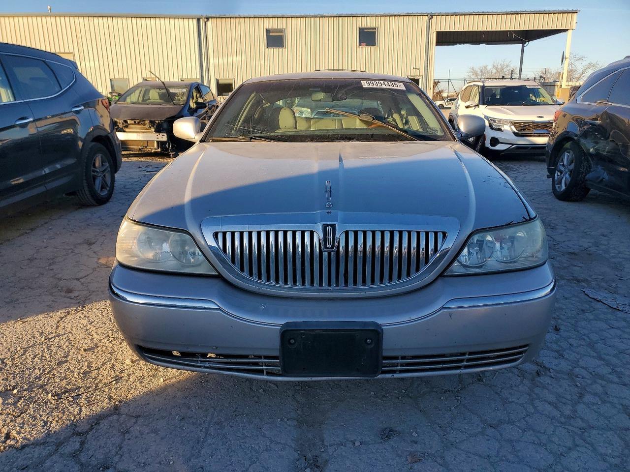 2007 LINCOLN TOWN CAR SIGNATURE LIMITED photo 5