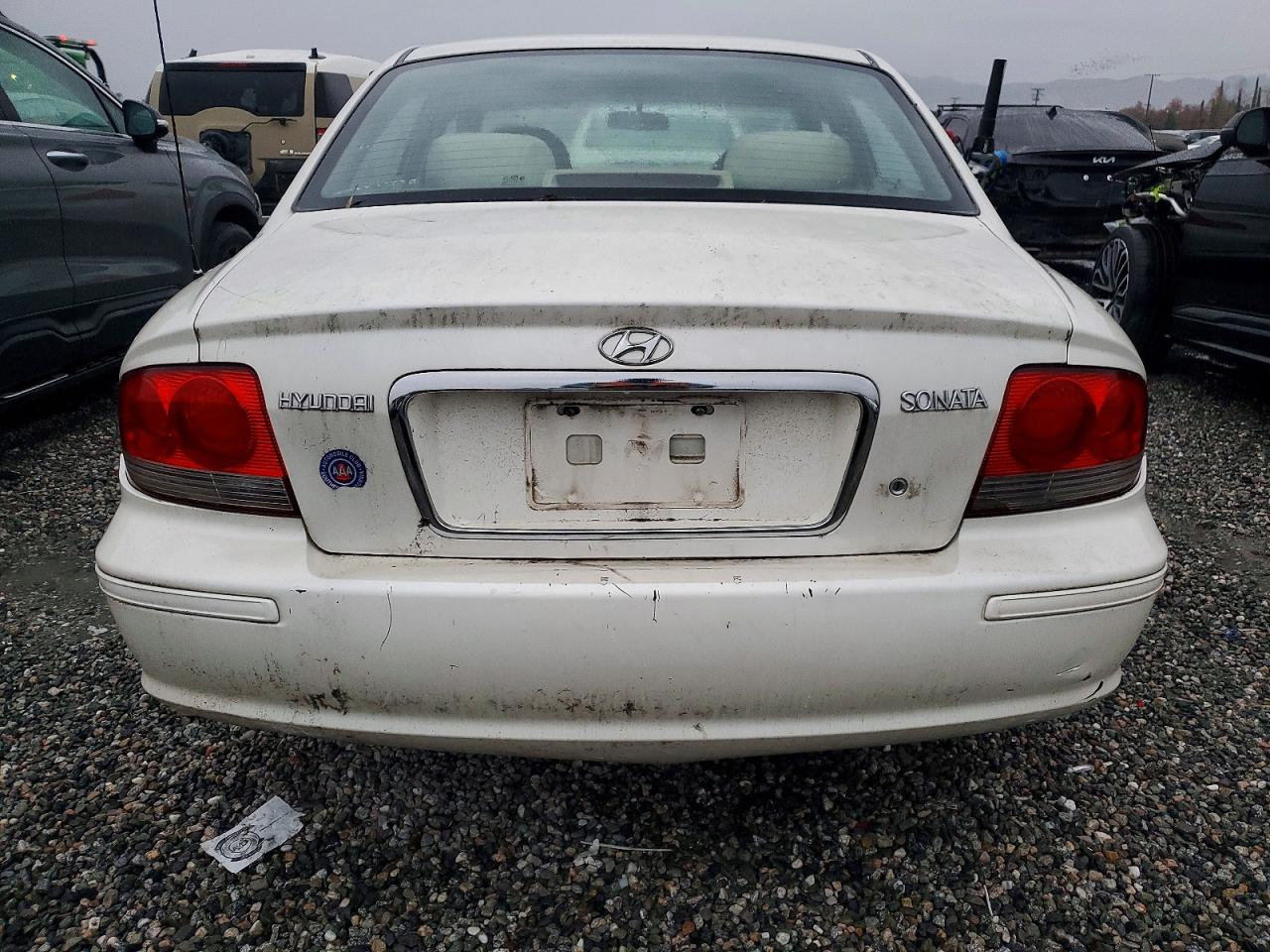 2002 HYUNDAI SONATA photo 16