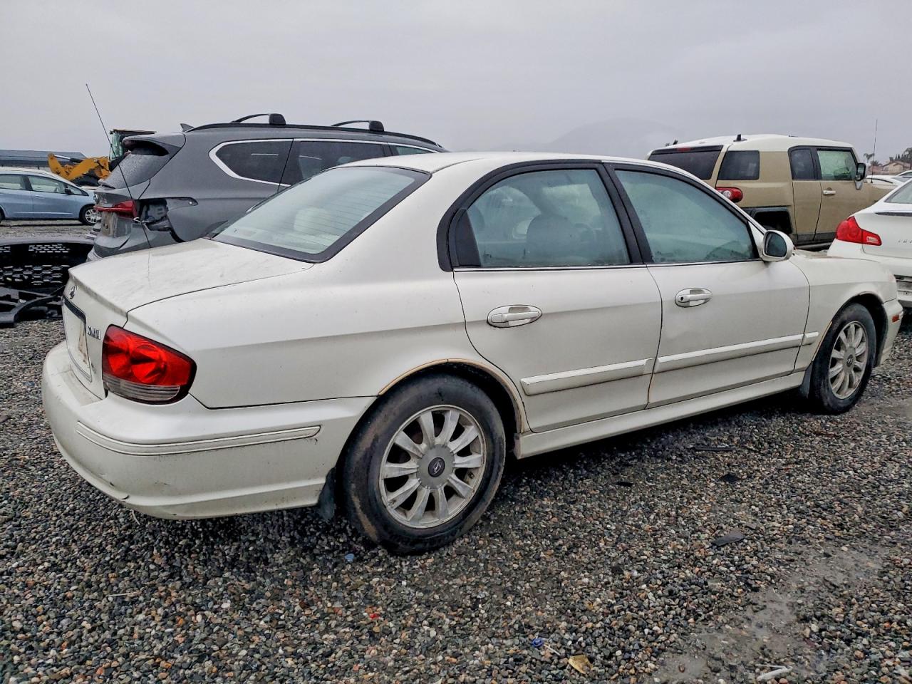 2002 HYUNDAI SONATA photo 7