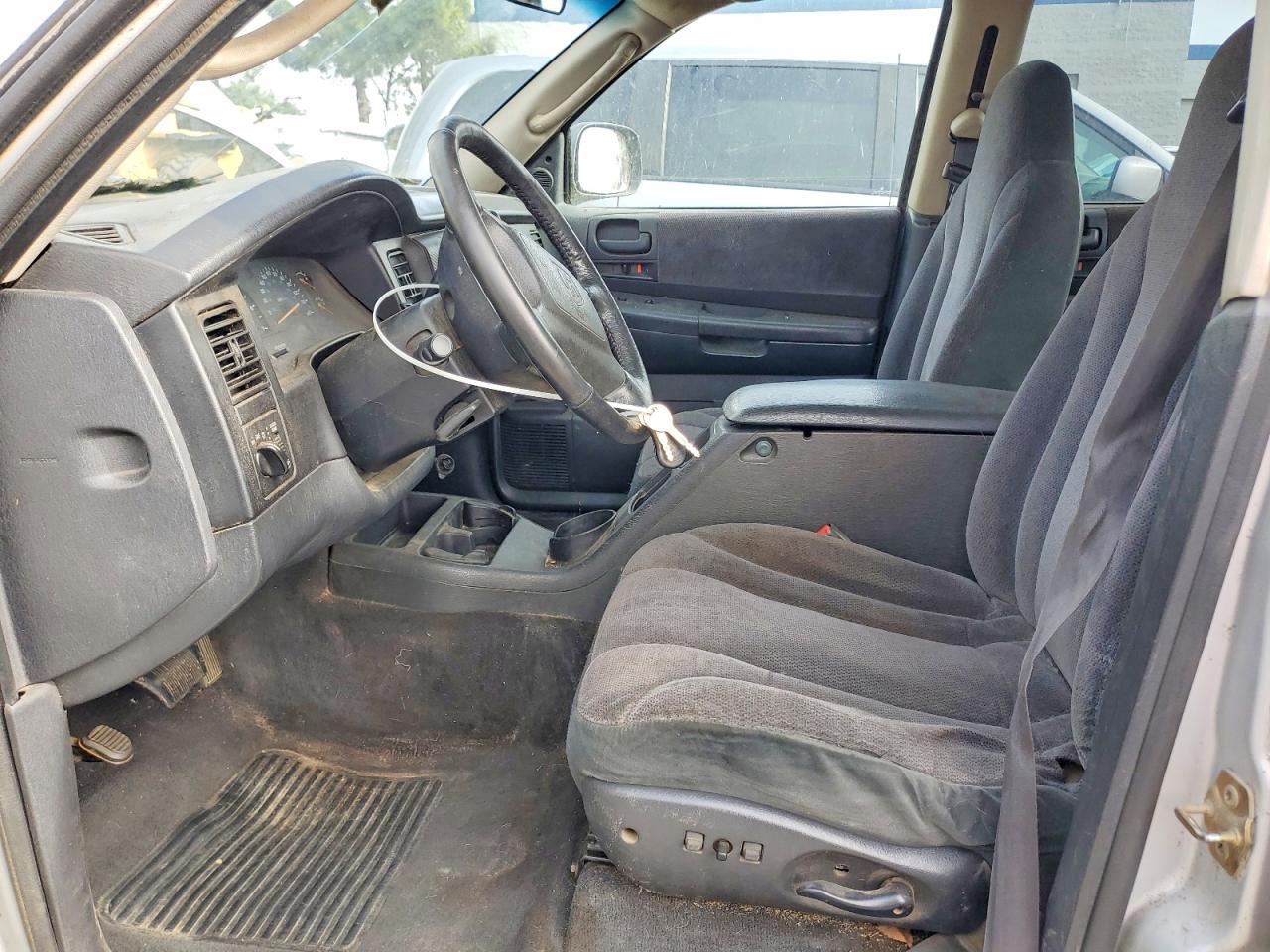 2001 DODGE DAKOTA QUAD photo 13