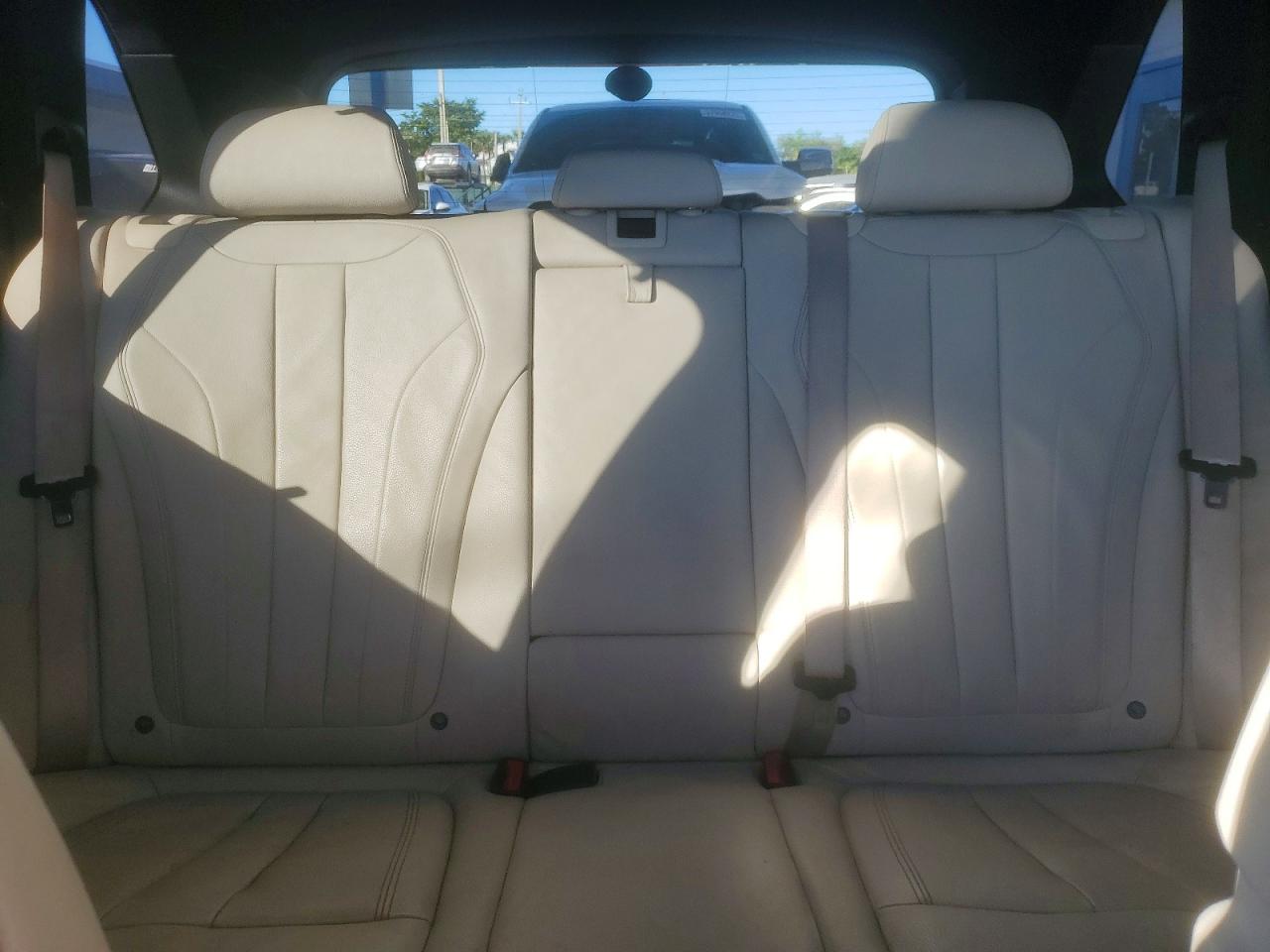 2016 BMW X5 XDR40E photo 19