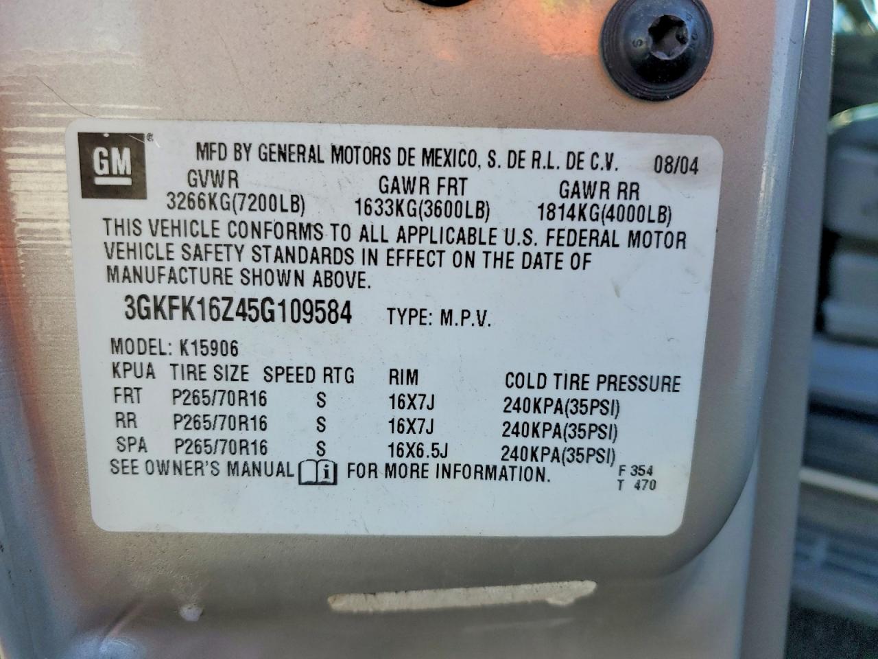 2005 GMC YUKON XL K1500 photo 13