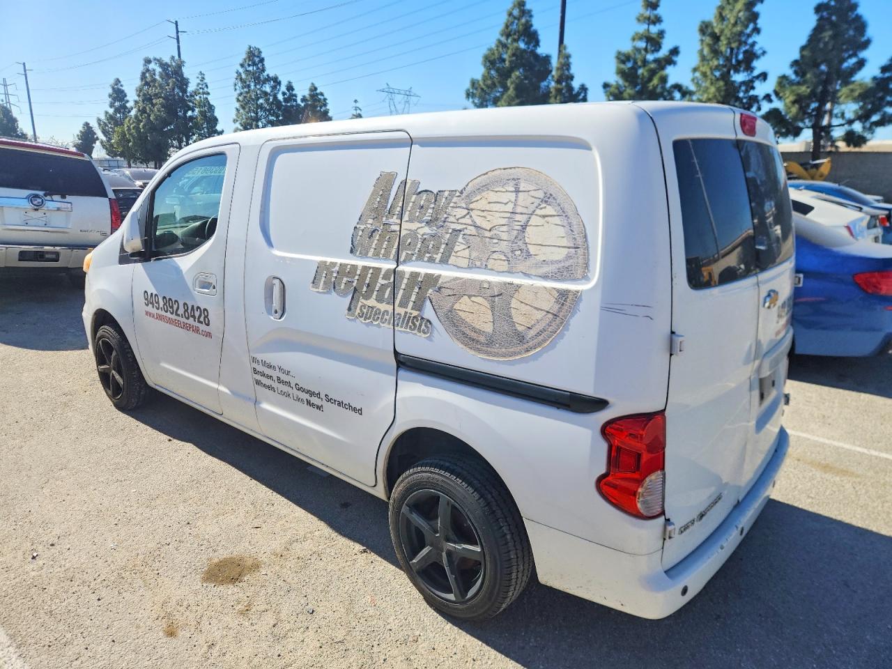 2015 CHEVROLET CITY EXPRESS LS photo 2