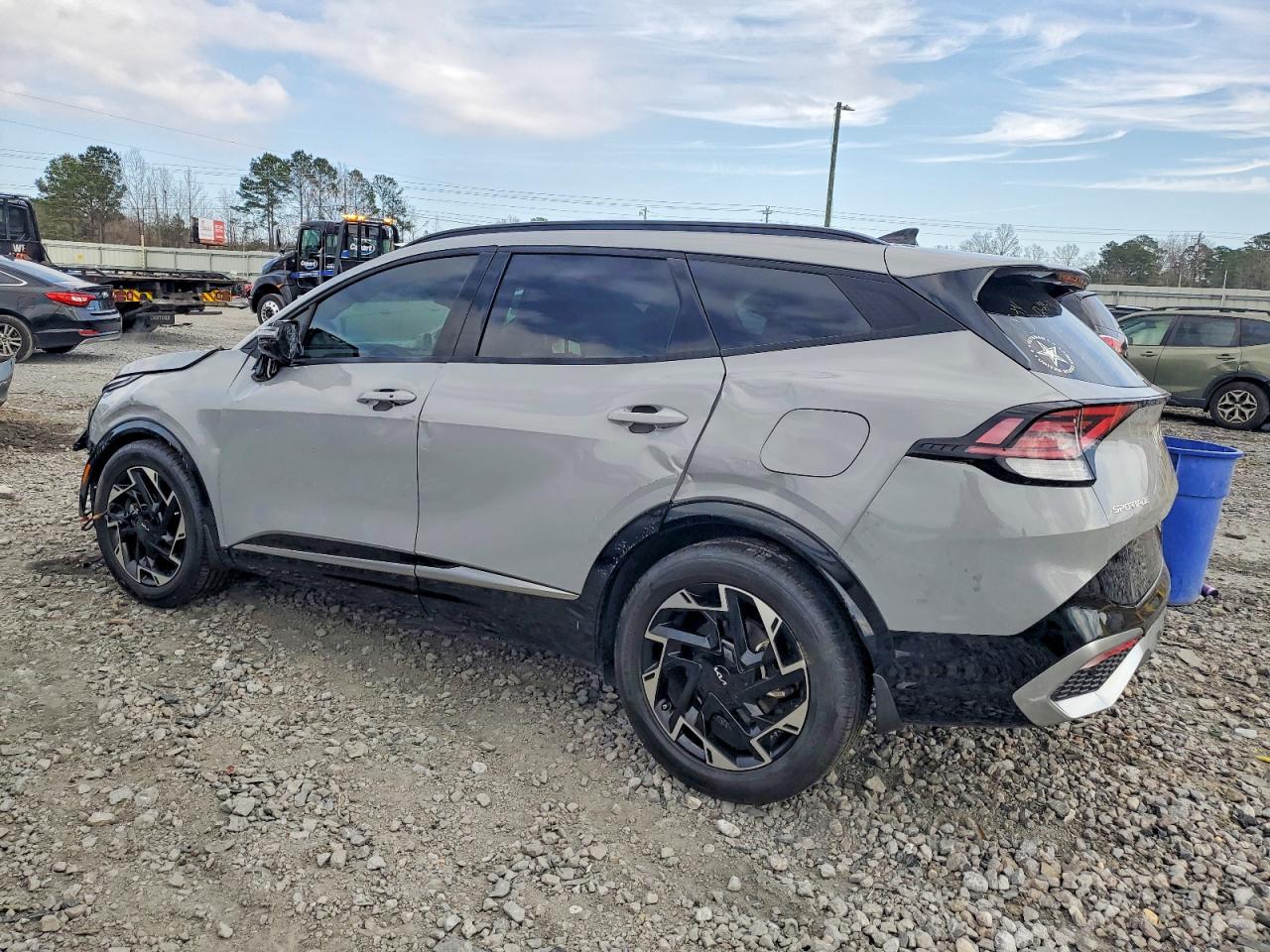2023 KIA SPORTAGE SX PRESTIGE photo 2